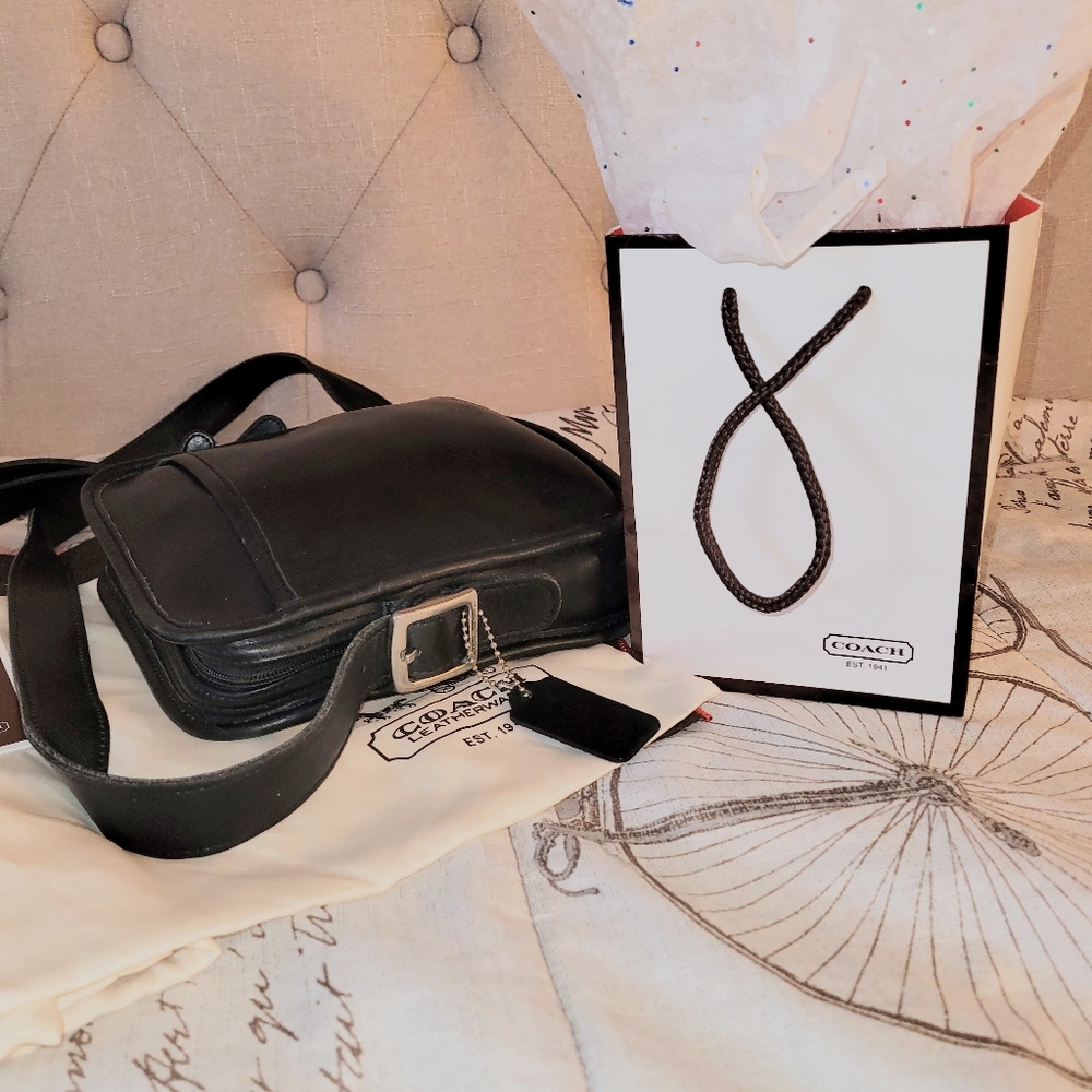 COACH** VINTAGE "Camera bag!" in Black leather !